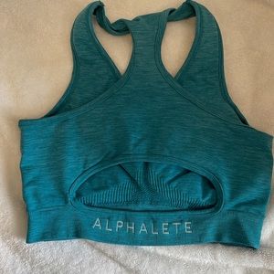 Alphalete sports bra